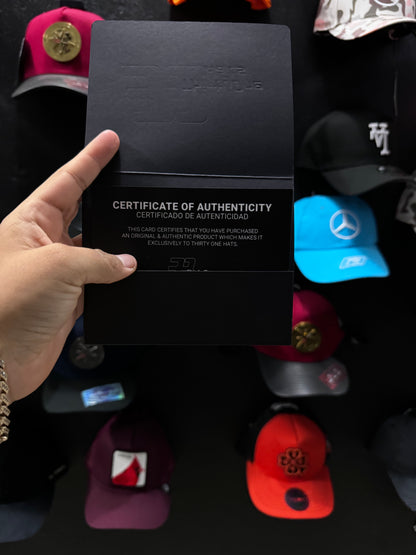 LA CLOUD 31 Hats con caja